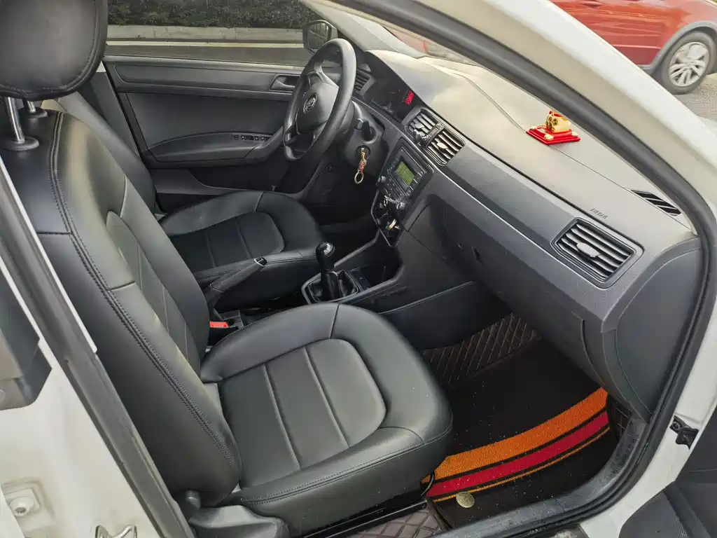 Santana 2019 1.5L Manual Fengshang Edition China V