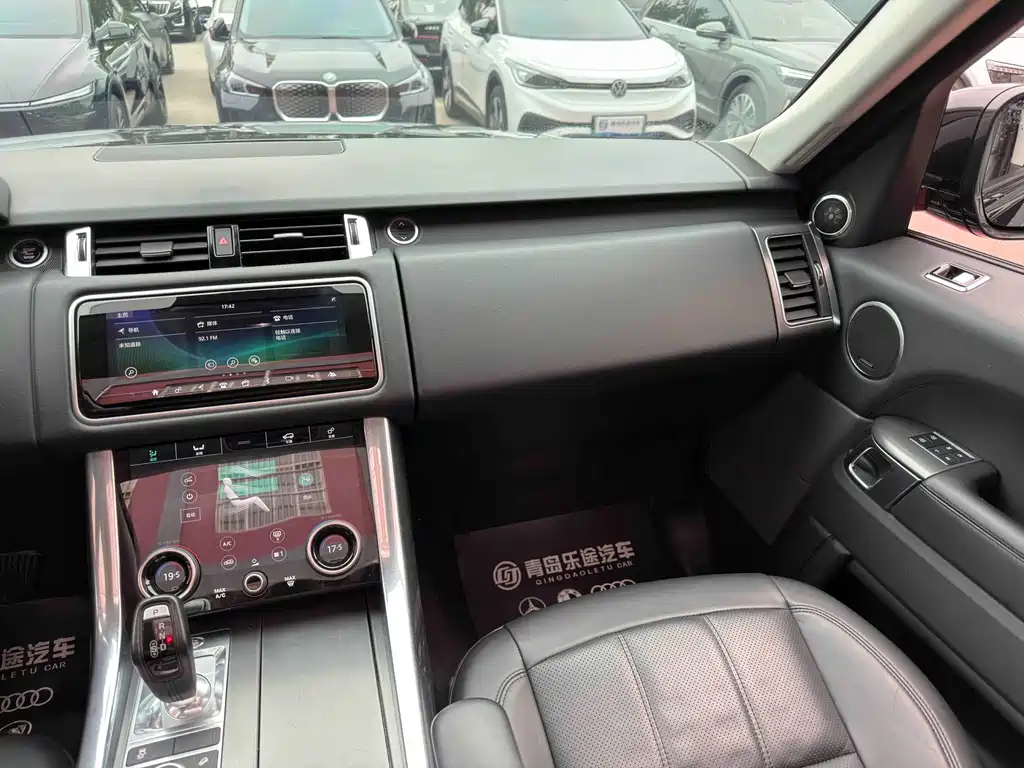 Range Rover Sport 2020 3.0 L6 SE