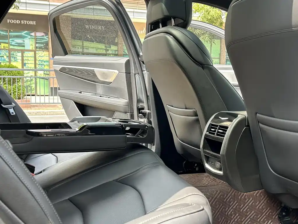 Cadillac CT6 2023 28T Luxury