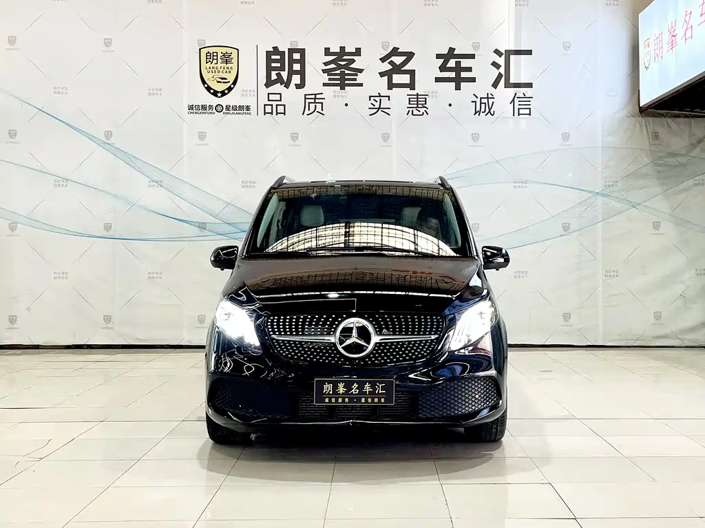 Mercedes-Benz Vito 2023 2.0T Business Edition 7-Seater