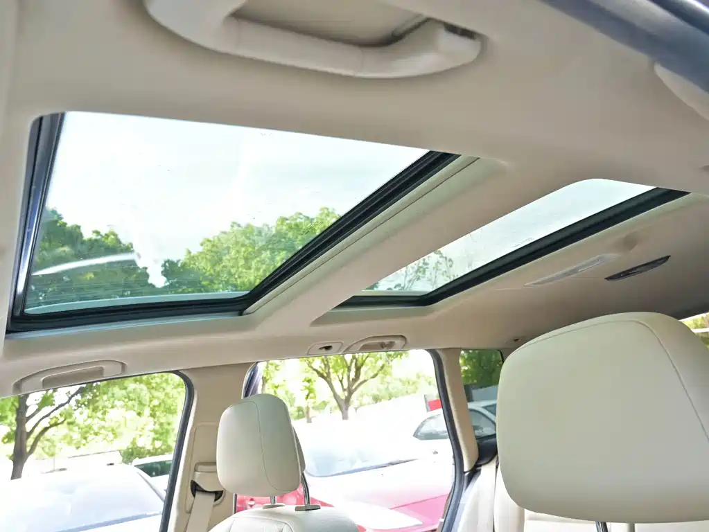 Mercedes-Benz GLK-Class 2013 GLK 300 4MATIC Dynamic Sunroof