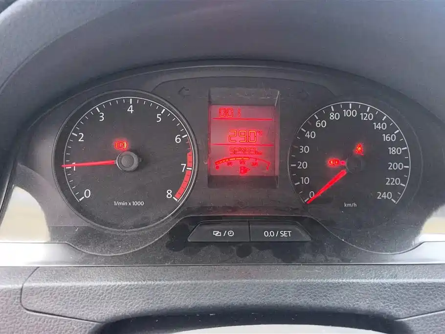 Santana 2013 1.6L Manual Fengshang Edition