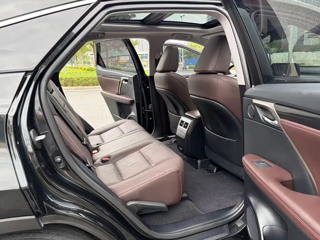 Lexus RX 2020 Facelift 300 AWD Elegant Edition
