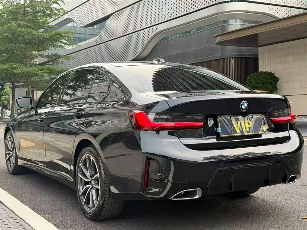 BMW 3 Series 2025 325Li M Sport Package