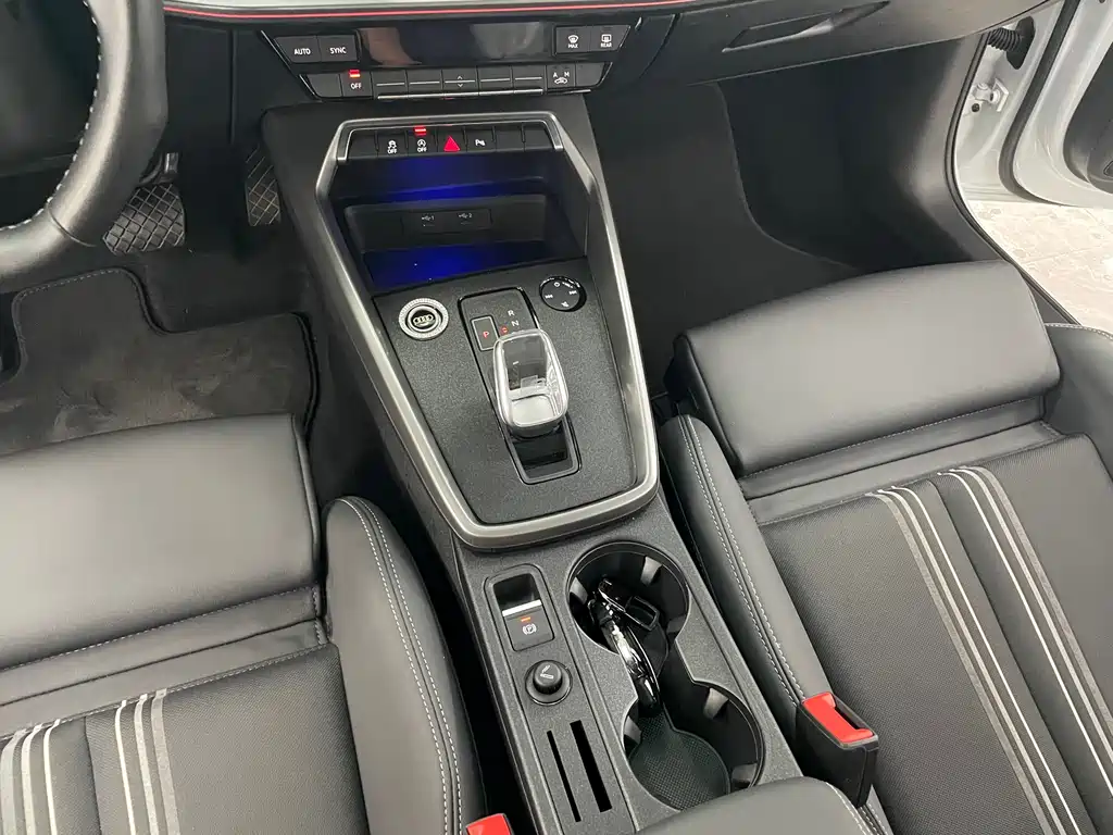 Audi A3L Limousine 2023 35 TFSI Fashion Sport