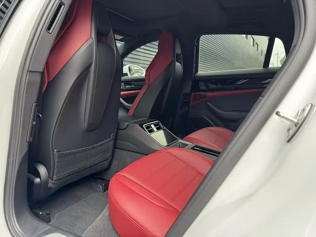 Porsche Panamera 2.9T