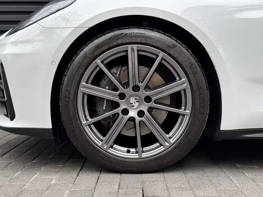 Porsche Panamera 2.9T