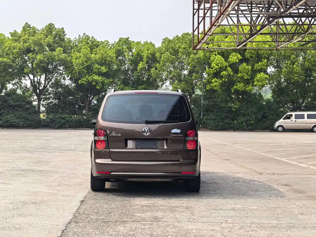 Volkswagen Touran 2013 1.4T DSG Comfort Edition 5-Seater