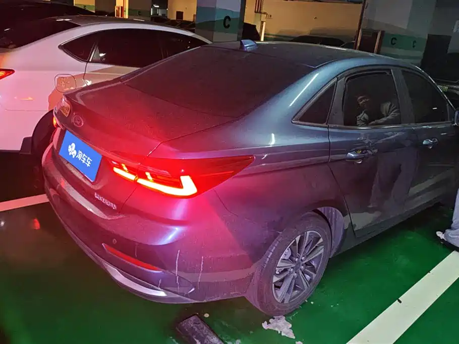 Ford Escort 2021 model 1.5L Automatic Diamond Edition