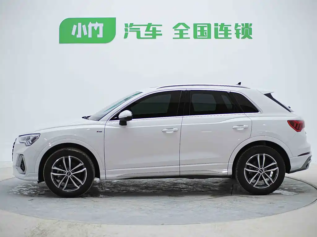 Audi Q3 2023 35 TFSI Entry Dynamic Edition (1.4T)
