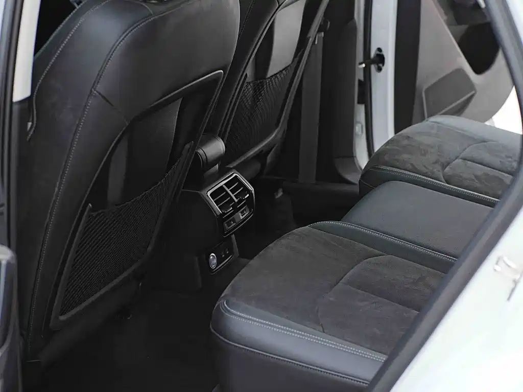 Audi Q3 2023 35 TFSI Entry Dynamic Edition (1.4T)