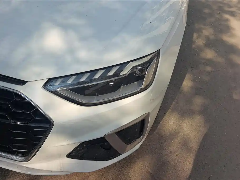 Audi A4L 2020 40 TFSI Luxury Dynamic Edition