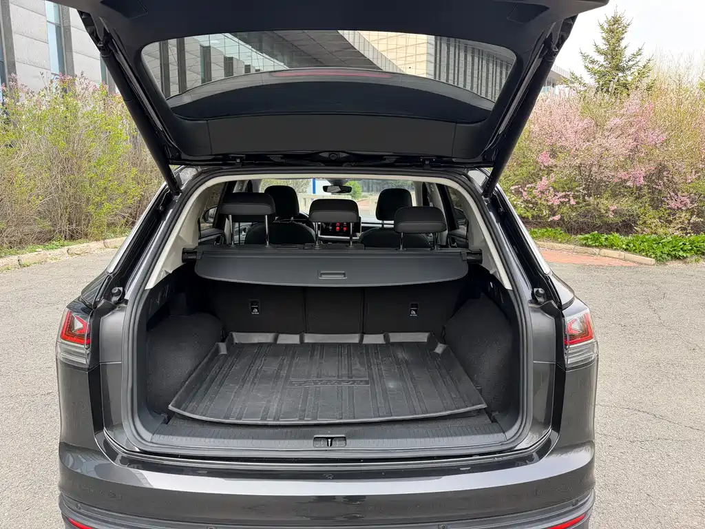 Tayron 2023 280TSI FWD Luxury Plus Advanced Edition
