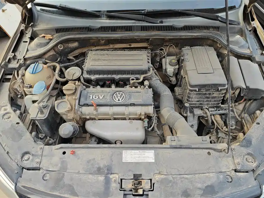 Volkswagen Sagitar 2014 Facelift 1.6L Automatic Comfort Edition