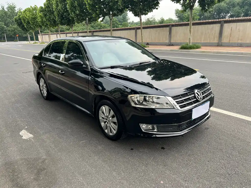 Volkswagen Lavida 2013 Classic Facelift 1.6L Automatic Comfort Edition