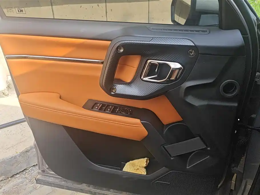 Haval Big Dog PLUS 2023 DHT-PHEV 105km Chao Dian Edition Plus