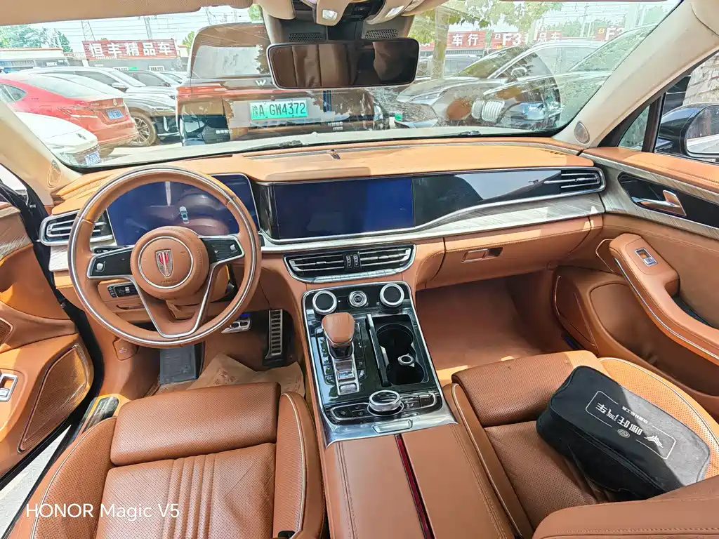 Hongqi H9 2020 2.0T Zhilian Qichang Edition