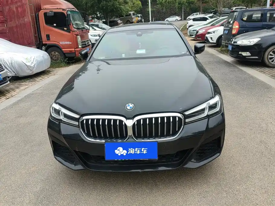 2023 BMW 5 Series 530Li Leading Edition M Sport Package