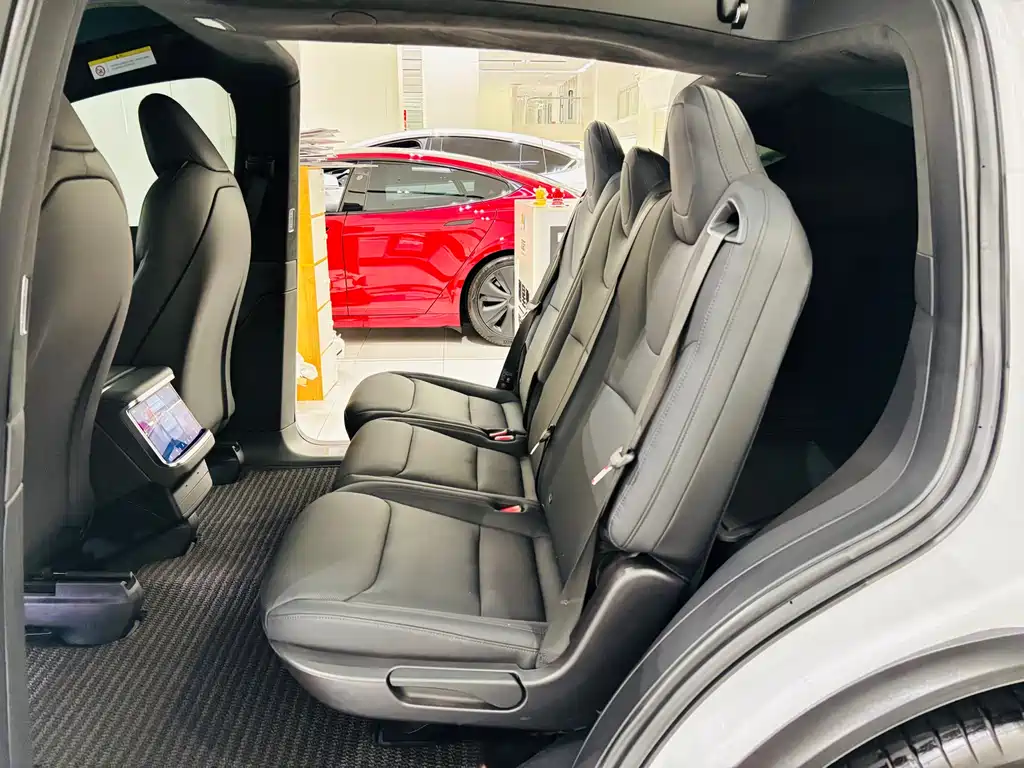 Tesla Model X Dual Motor All-Wheel Drive 2023