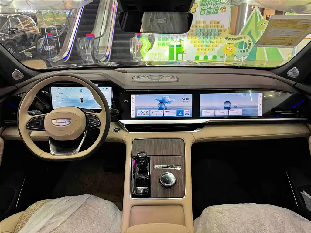 Geely Monjaro 2025 Dongfang Yao 2.0TD Automatic Lanxing Edition