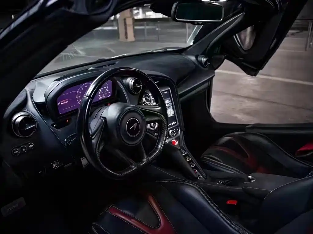 McLaren 720S Spider