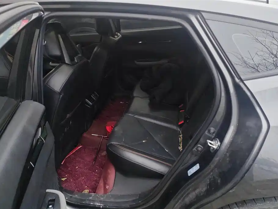 Changan UNI-V 2022 1.5T Premium Edition