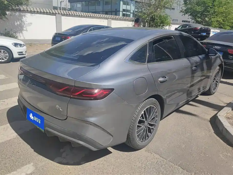 BYD Qin L 2024 DM-i 120KM Excellence Edition