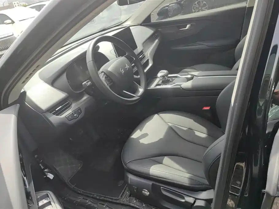 Hongqi E-QM5 2021 Charging T3 Edition 5-Seater