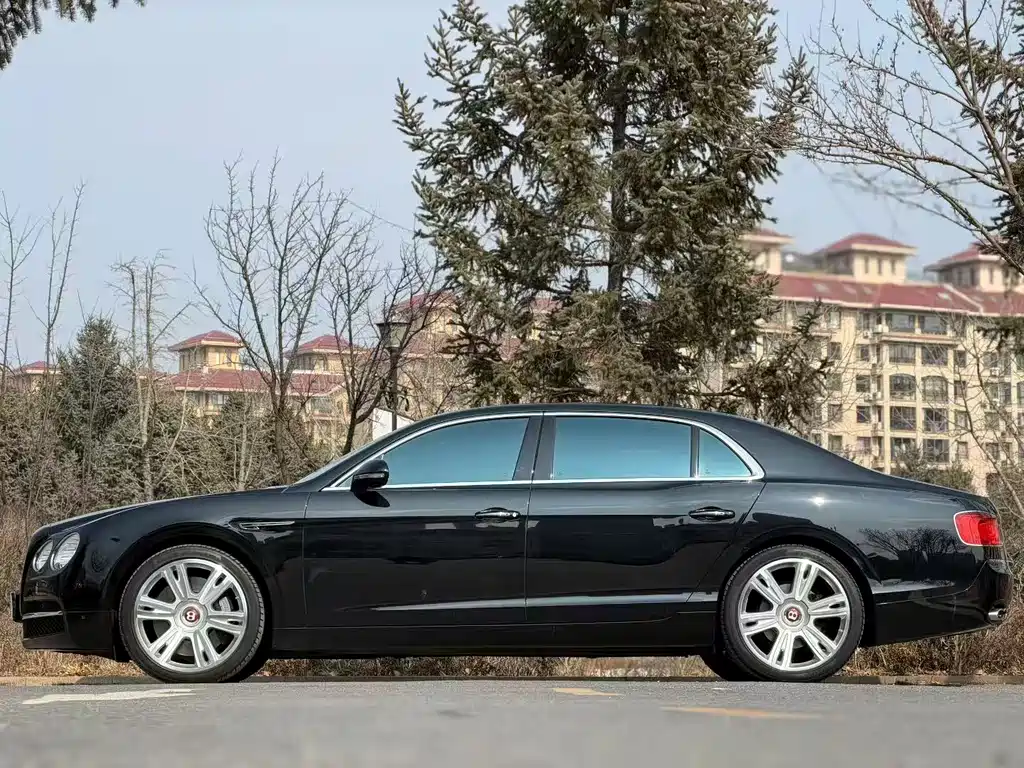 Bentley Flying Spur 2014 4.0T V8 Prestige Edition