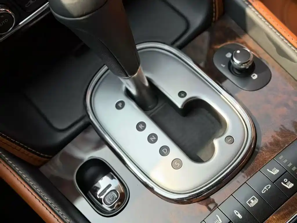 Bentley Flying Spur 2014 4.0T V8 Prestige Edition
