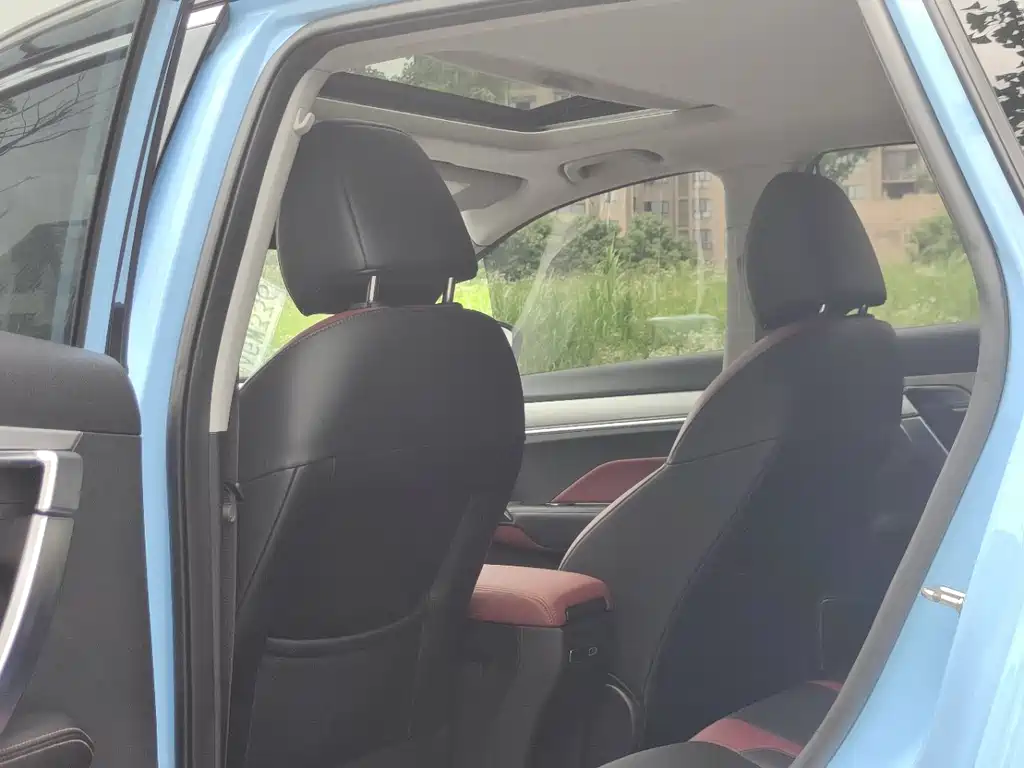 Geely Binyue 2021 1.4T DCT Diamond Edition