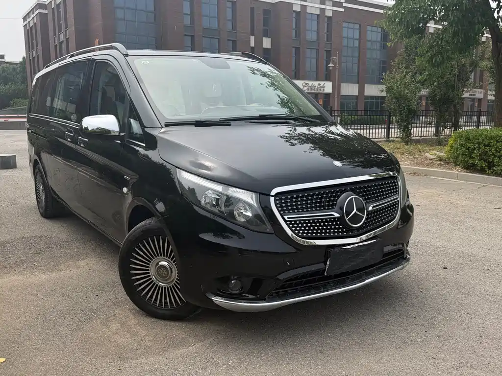 Mercedes-Benz Vito 2018 2.0T Elite Edition 7-Seater China V