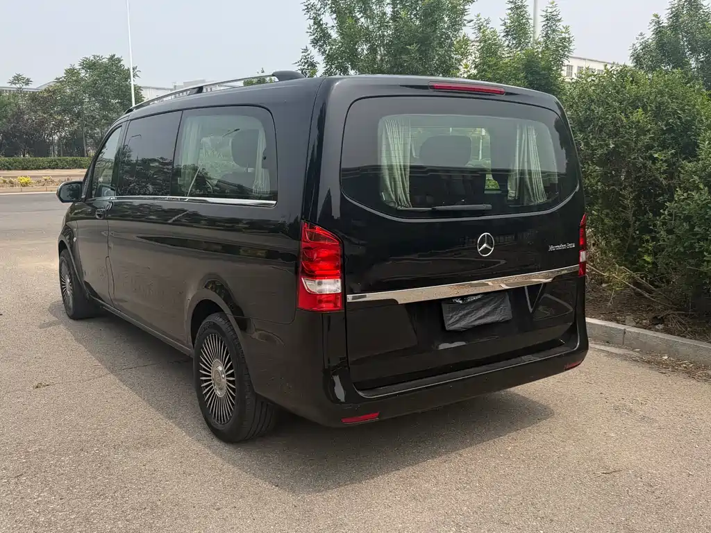 Mercedes-Benz Vito 2018 2.0T Elite Edition 7-Seater China V