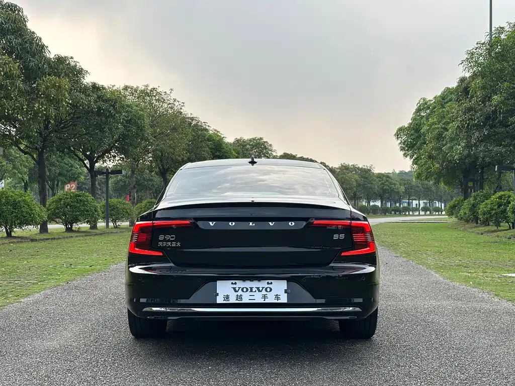 Volvo S90 2021 B5 Inscription