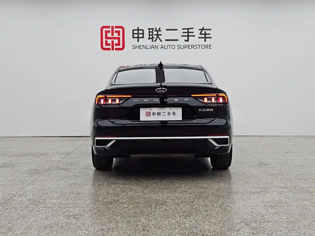 Ford Mondeo 2023 EcoBoost 180 Luxury Edition