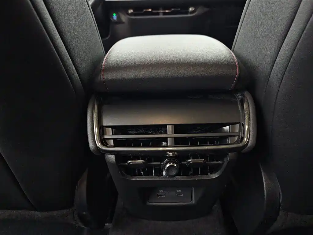 Ford Mondeo 2023 EcoBoost 180 Luxury Edition