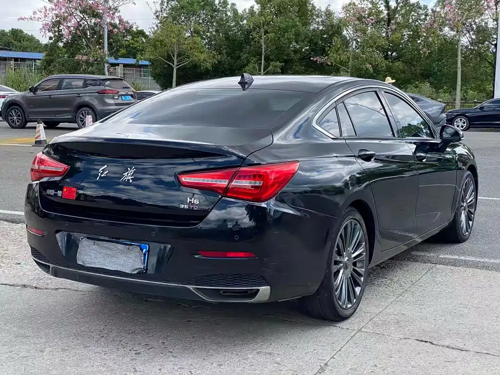 Hongqi H5 2020 1.8T Automatic Zhi Lian Qi Xiang Edition