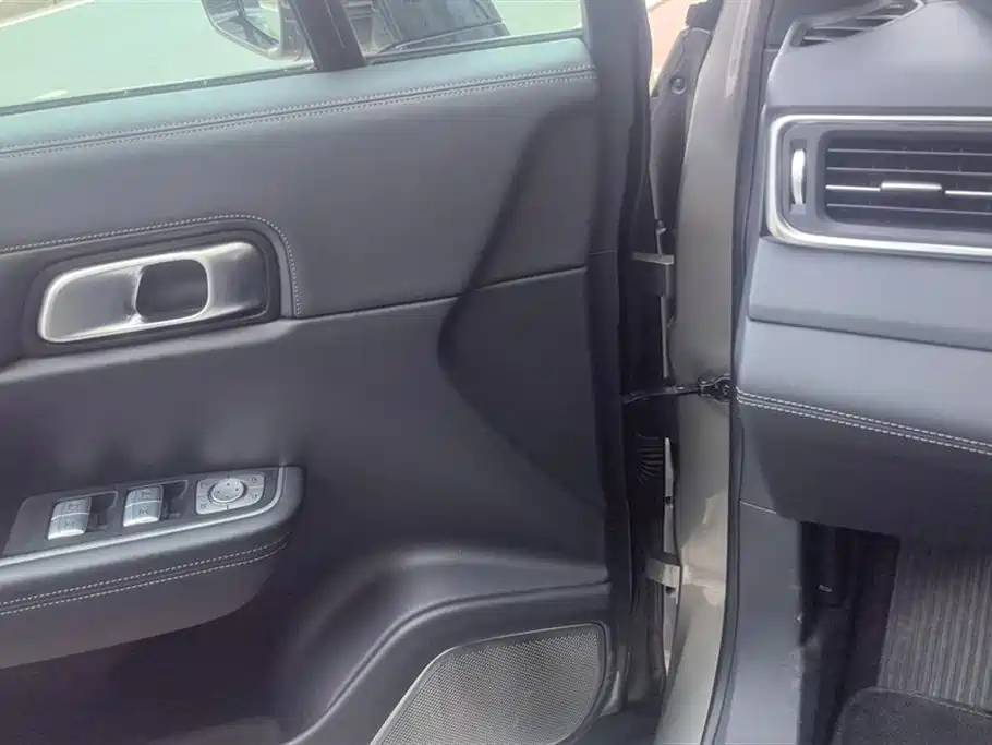Li Auto ONE 2020 EREV 6-Seater