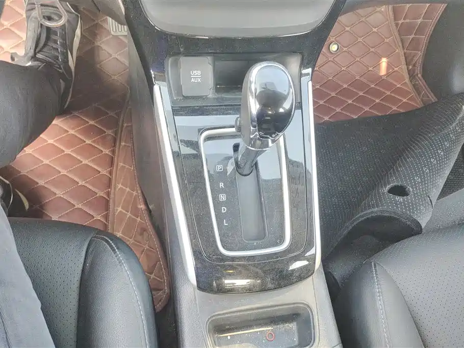 Nissan Sylphy 2016 Classic 1.6XL Automatic Luxury Edition
