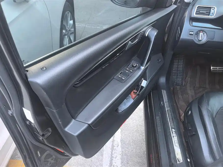Magotan 2016 1.8TSI Zhixiang Luxury Edition