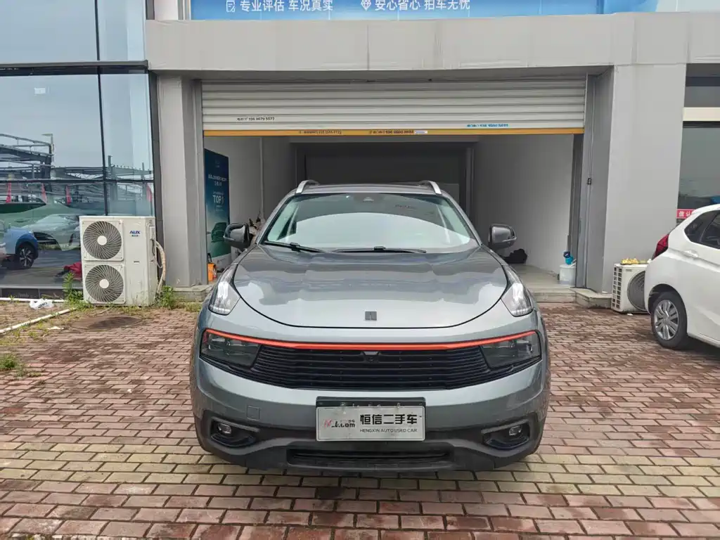 Lynk & Co 01 2019 2.0T FWD Yao Pro Edition China VI