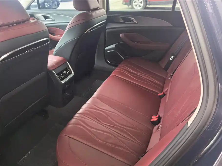 Hongqi H5 2023 2.0T Automatic Zhilian Qiling Edition