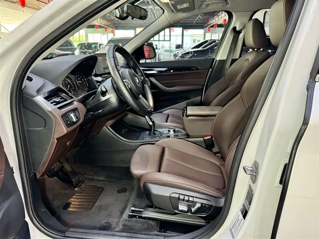 BMW X1 2022 sDrive25Li Leading Edition