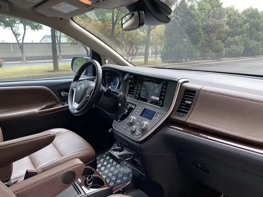 Sienna 2015 3.5L AWD L