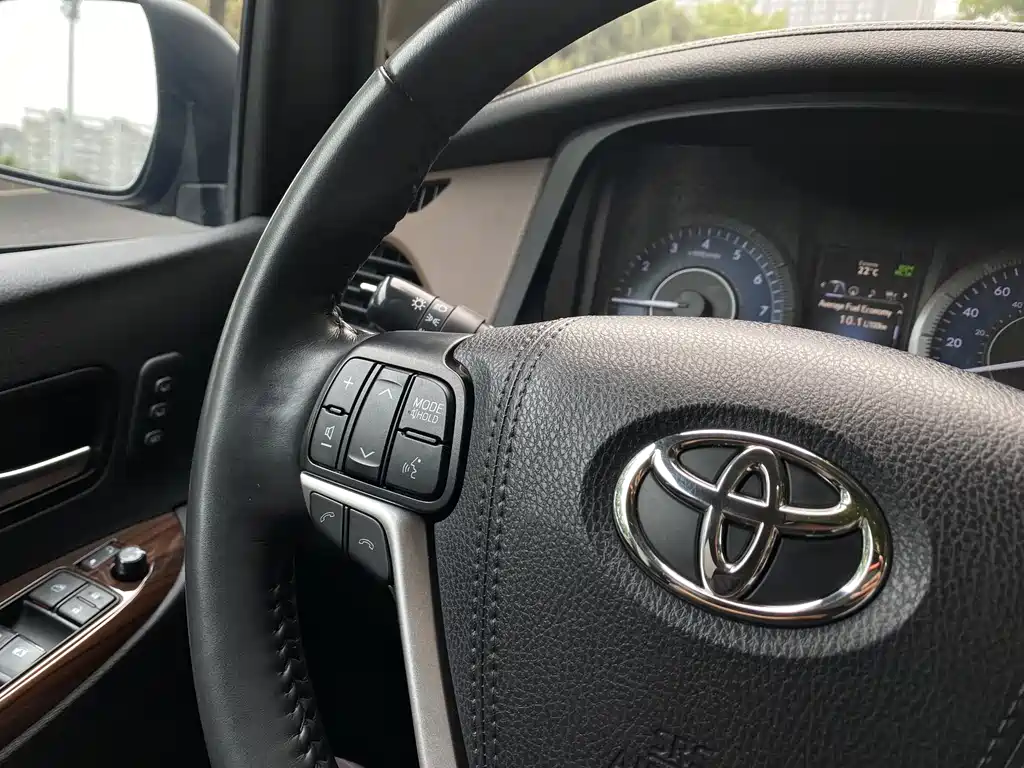 Sienna 2015 3.5L AWD L