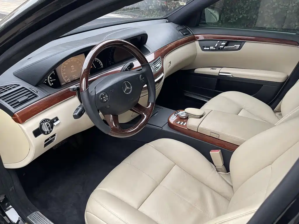 Mercedes-Benz S-Class 2006 S 300