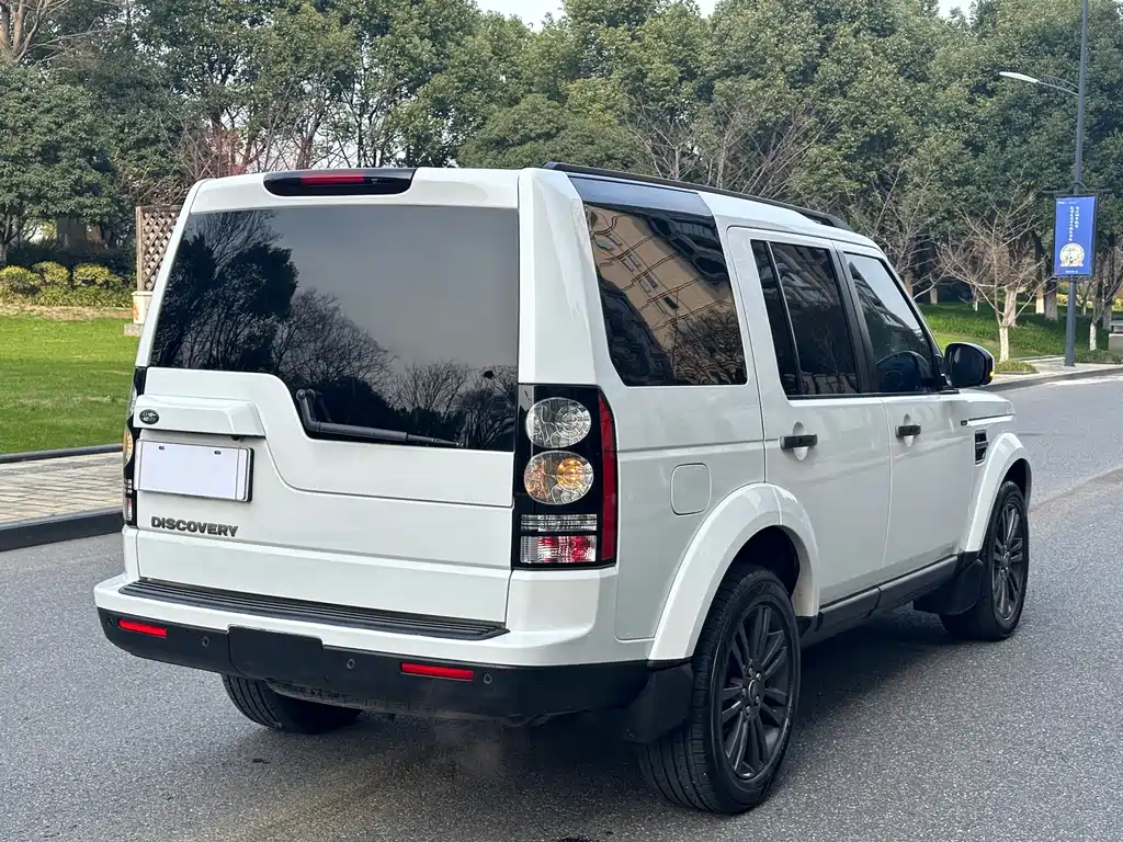 Land Rover Discovery 2015 3.0 SC V6 SE