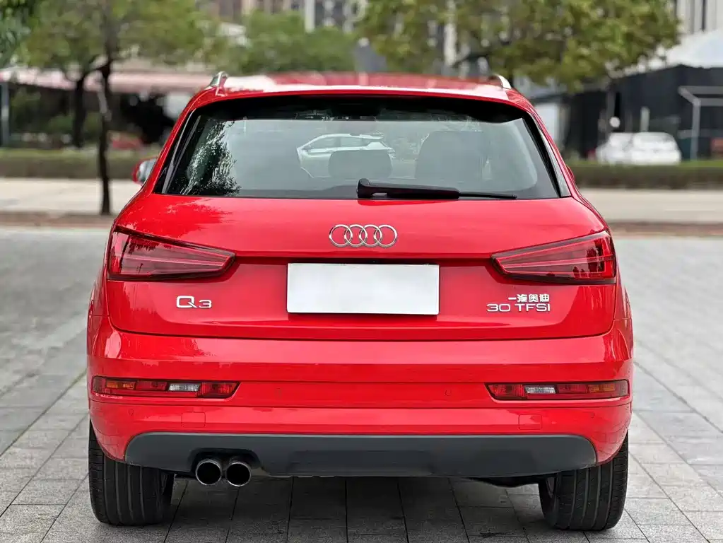 Audi Q3 2016 30 TFSI Fashion