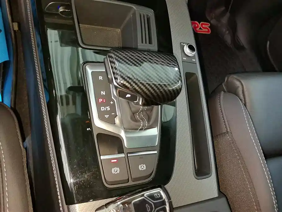 Audi Q5L 2022 Facelift 40 TFSI Luxury Dynamic Edition