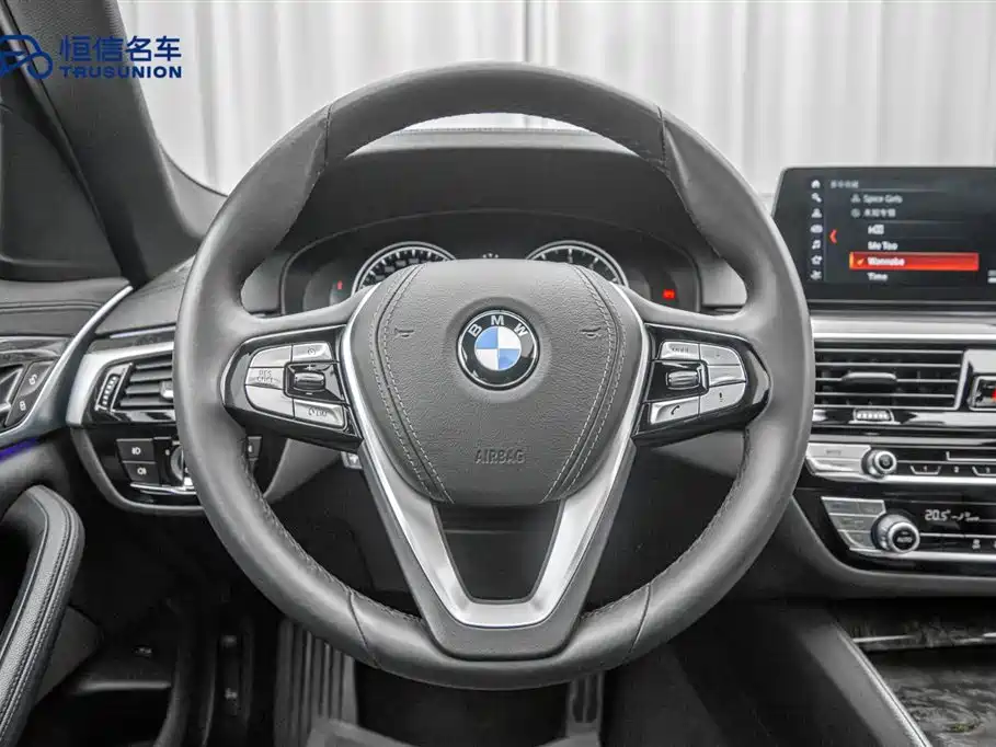 BMW 5 Series 2018 525Li M Sport Package